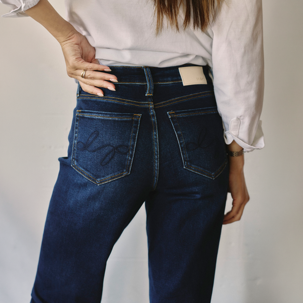 DE:cades of denim 